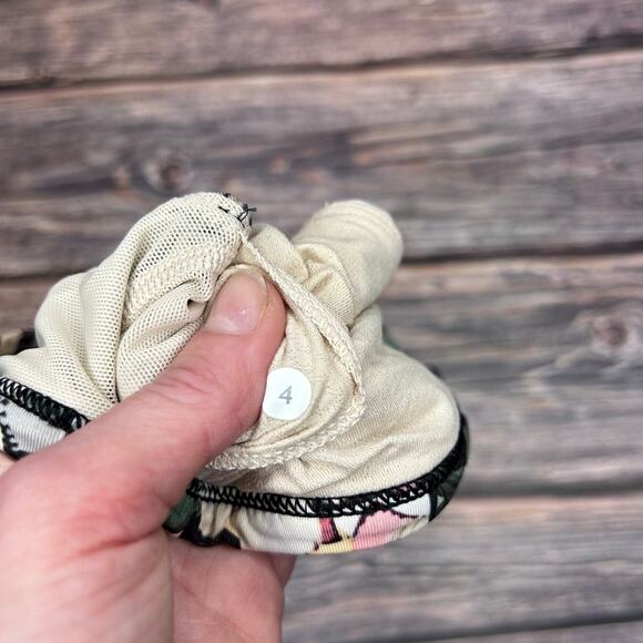 Lululemon Free To Be Wild Bra Size 4 So Fly Butterfly Angel Wing Multi - Picture 3 of 6